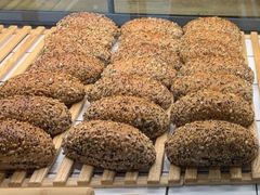 全麦面包-野上麦田(中贸广场店)