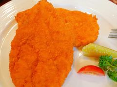 酥炸猪排-小白桦西餐厅
