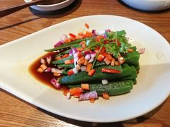 番茄酸辣秋葵-云海肴·汽锅鸡·云南菜(天山百盛优客店)