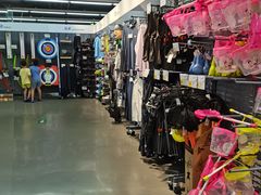 -迪卡侬(西三旗店)