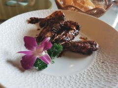 -暹罗酒肆泰餐厅酒吧