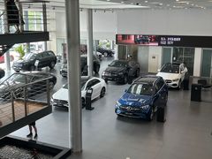 -天津波士信达奔驰4S店(卫津南路店)