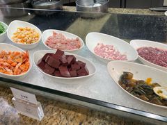 -华邑酒店·鲜艳全日自助餐厅