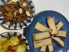 -轻蔬不用等·素食(江苏路店)