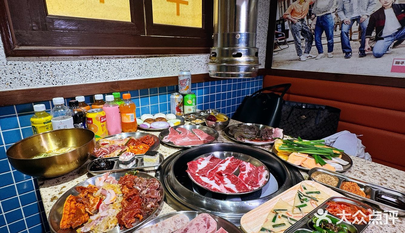 韩剧照进现实！人均60多烤肉小吃吃的爽！