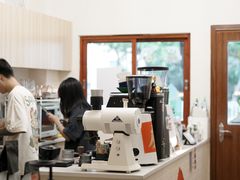 -SAFARI COFFEE