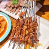 成都探店｜这家新疆菜的羊肉是阿勒泰空运来的