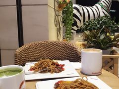 肉酱意面-雨舍咖啡(汉神购物广场咖啡街区店)