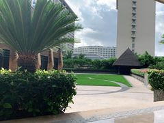 -三亚湾海居铂尔曼度假酒店