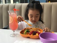-KIDults童伴儿亲子餐厅(达美中心广场店)