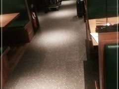 大堂-青年公社烤鸭(宝杨宝龙广场店)