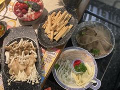 -哥老官重庆美蛙鱼头(宝山龙湖店)