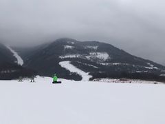-鳌山滑雪度假区