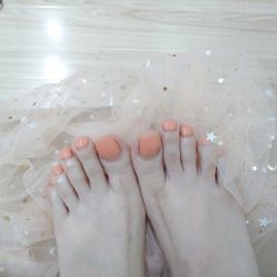 -吉吉靓甲美睫