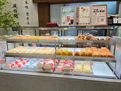 面包甜点陈列柜-君之狮子山·轻糖烘焙(松江印象城店)