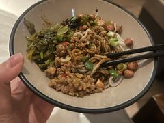 -新盈光·云会所(百丈东路店)
