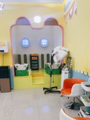 -爆米花儿童美发乐园