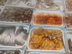 -尚品海鲜肥牛自助火锅(湖明店)