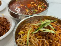 -昌星·星星冷面麻辣烫(百货大楼店)