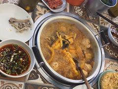 -顶上头·螺蛳火锅(五一新村店)