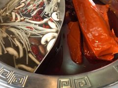 -憨铁匠老火锅(龙岗万科里店)