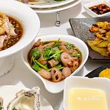 藏在邮币市场的老广小馆 炸牛奶直接封神