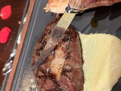 -恰餐厅及酒吧 CHAR Bar & Grill (北京丽都皇冠假日店)
