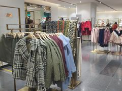 -URBAN REVIVO(济南世茂广场店)