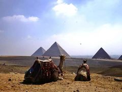 -吉萨金字塔群