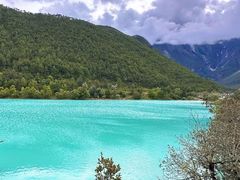 -玉龙雪山游客服务中心