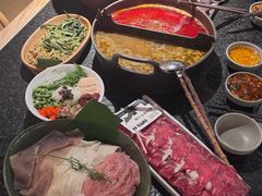 -三出山火锅(南京万象天地店)