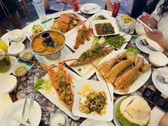 -两兄弟Song Pee Nong(2号店)