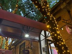 -青瓦炭韩潮烤肉(花园道店)