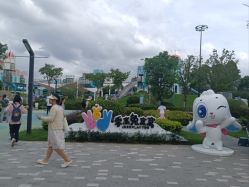 -季高兔窝窝亲子园(上海薰衣草公园店)