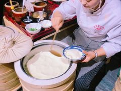 -艳阳天民俗村(公园路店)
