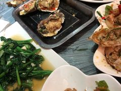 -覃记海鲜美食餐厅