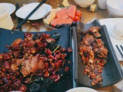 -隔壁老王·家常云南菜(花巷店)