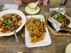 豆花肥肠-小四川美食馆(幸福路店)