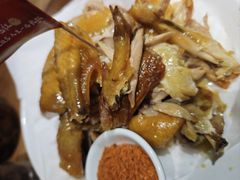 -头上红煨盐鸡·非遗院子餐厅