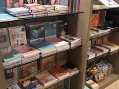-诚品(信义店)