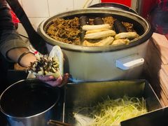 -烤鸭肉夹馍鸭汤店