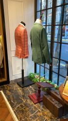 -亨生西服(陕西北路店)