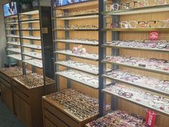 -优医视平价眼镜超市蔡司依视路折扣(小马厂店)