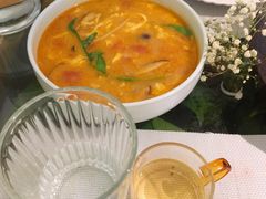 西红柿面疙瘩-春树下·树屋花房西餐厅(罍街AS1980店)