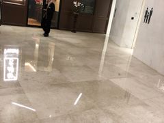 -醉辉皇上海之巅(上海中心大厦店)