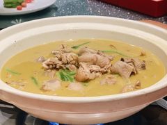 红烧土鸡煲-义乌香格里拉•食尚汇MIX