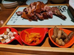 -有红鸡毛店·川菜(建设路店)