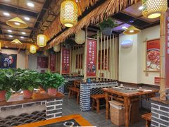 大堂-川麻婆泥锅涮肚·串串火锅(物资学院店)