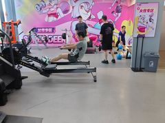 -超鹿运动(五四路恒力城店)