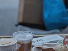 -HUGS coffee(东区店)